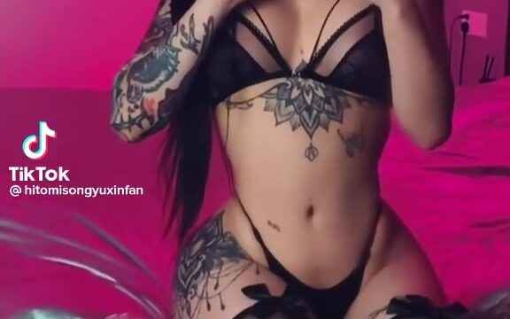 Songyuxin Hitomi black bikini so sexy