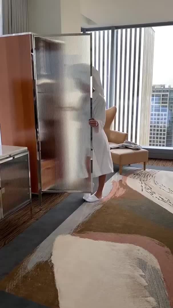 Sky Bri Nude Gamer Girl Sucking
