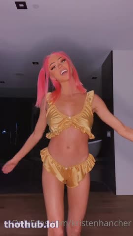 Caroline Zalog Braless Bed Try On Haul Leaked Porn Video