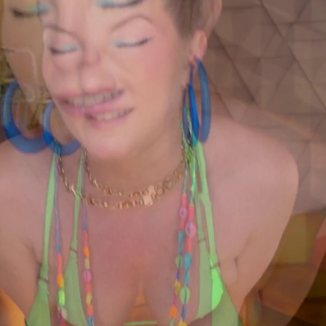 Kat Wonders Galactic April 2023