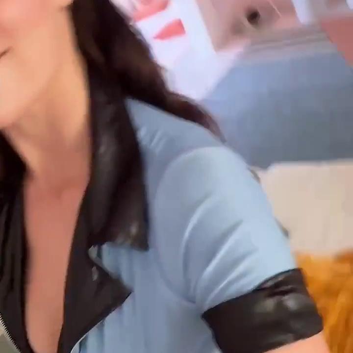 KittyPlays Sexy Police Outfit Fansly Set Leaked