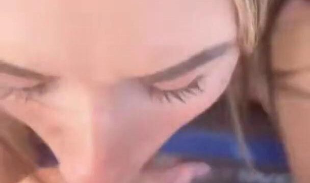 Urfavbellabby Blowjob Titty Cumshot Onlyfans Video Leaked