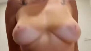 NaturalNadia Nude Riding Sex OnlyFans Video Leaked