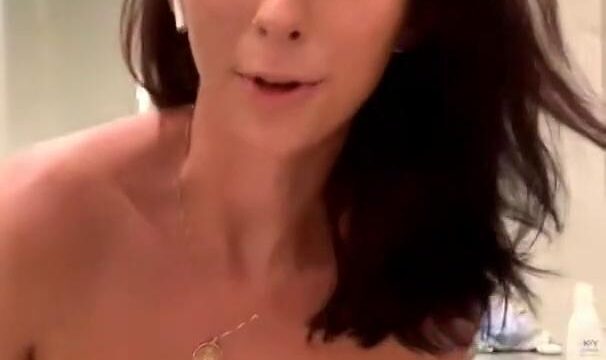 Nala Ray Kitchen Dildo Riding OnlyFans Livestream Leaked