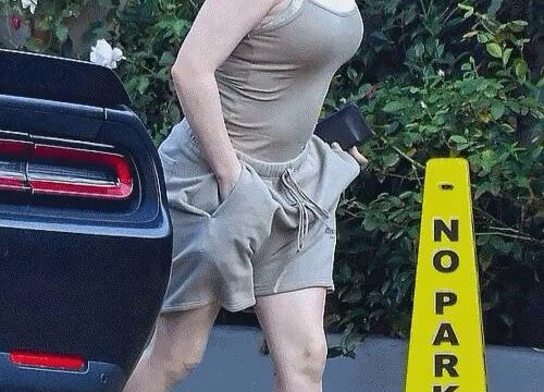 Billie Eilish Running Boob Bounce Slo-Mo Video Leaked