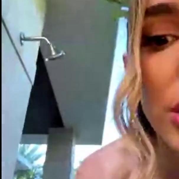 Lyna Perez Nude See-Through Onlyfans Livestream Leaked