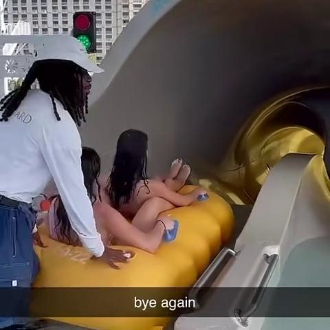 Charli D’Amelio Bikini Waterpark Video Leaked